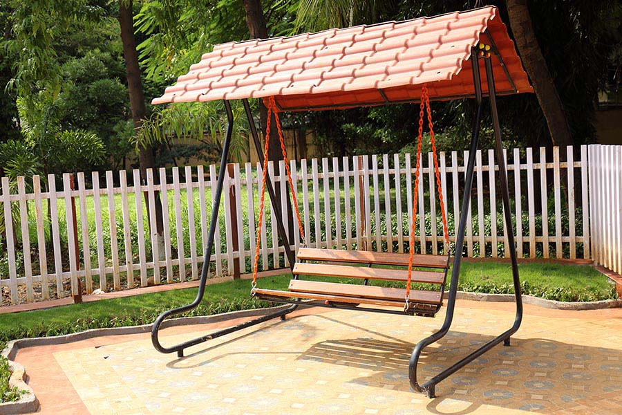 Outdoor playground swing sets manufacturers 
